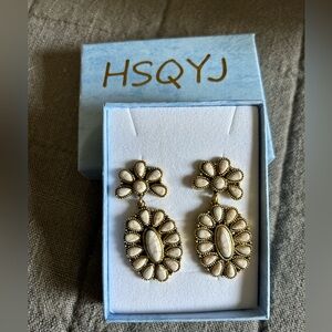 Gold and white dangle Earrings